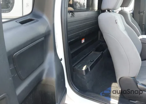 2021 Toyota Tacoma Sr из США, поврежденный, VIN 3TYRX5GN8MT027746